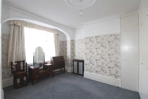 1 bedroom apartment for sale, Leigh on Sea SS9