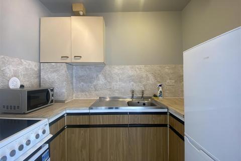Flat 2, 13 Abercorn Crescent, Harrow, HA2 0PX