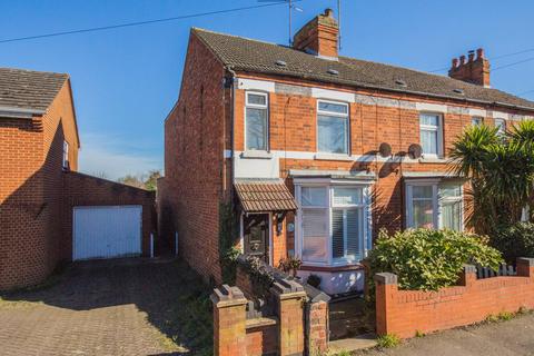 2 bedroom end of terrace house for sale, Irthlingborough Road, Finedon NN9