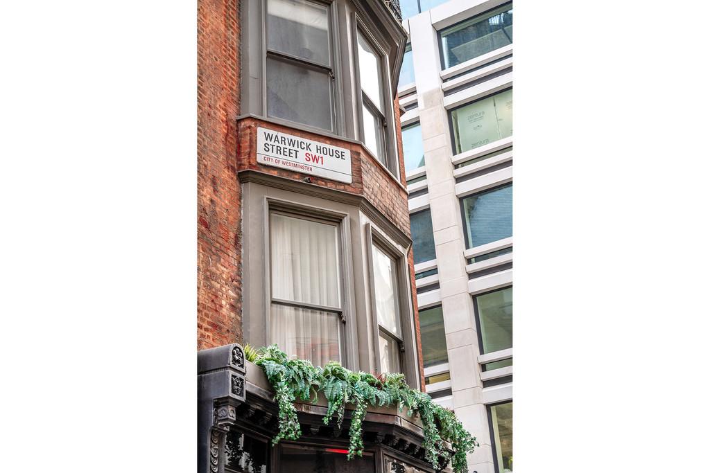 Warwick House 41b