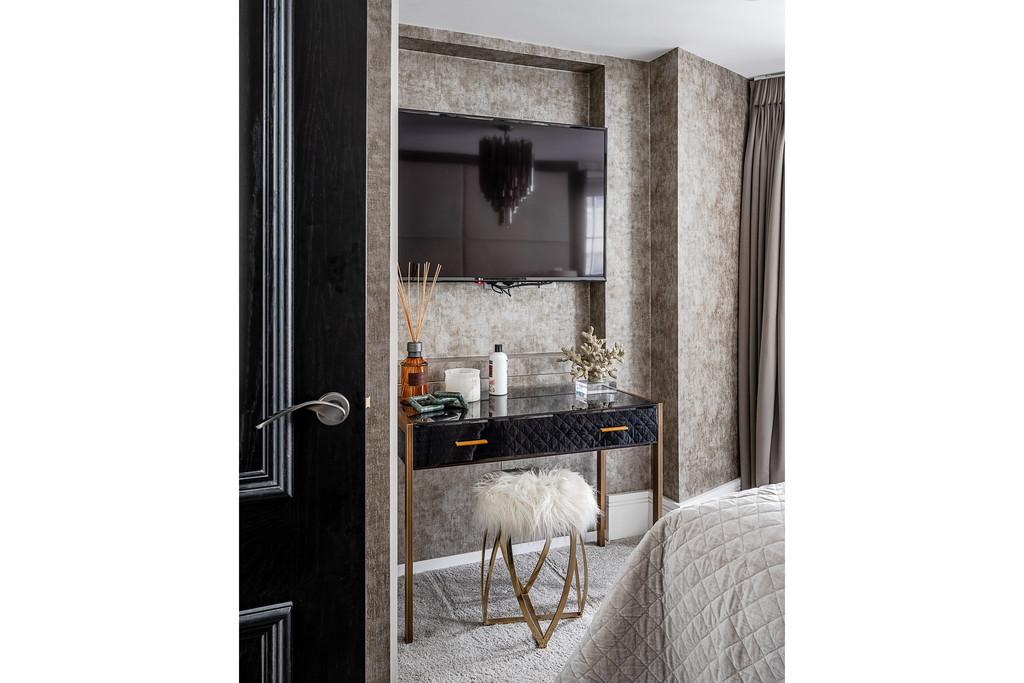 Warwick House 32b