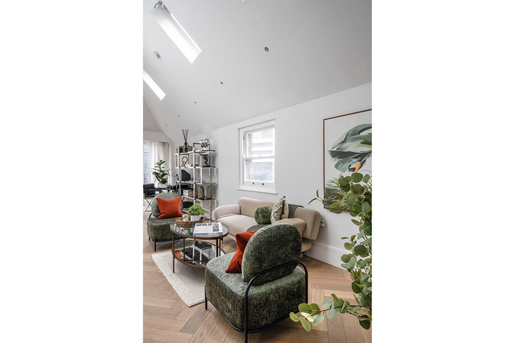 Warwick House 36b