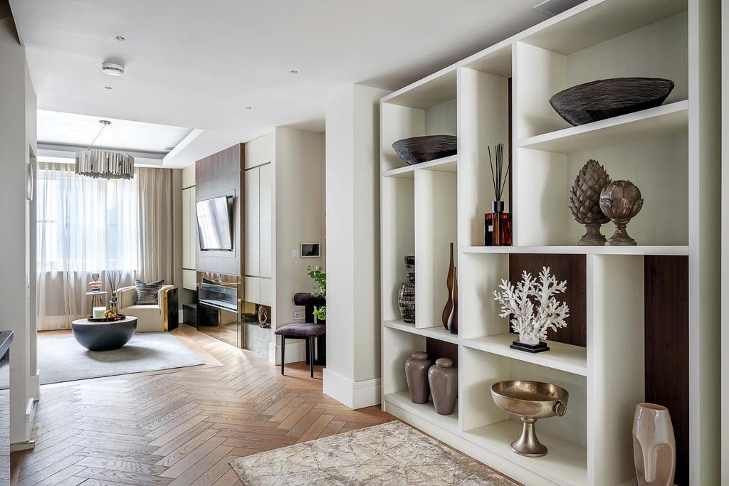 Warwick House 19