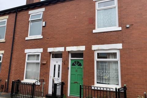 3 bedroom terraced house to rent, Patey Street, Longsight