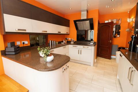 4 bedroom semi-detached house for sale, The Broadway, Tynemouth, North Shields