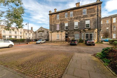 16/7 Mill Lane, Edinburgh, EH6 6TJ