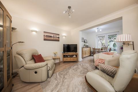 43 High Cross Fields, Crowborough, TN6 2SN