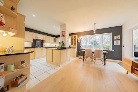 5 bedroom detached house for sale, Leicester LE2