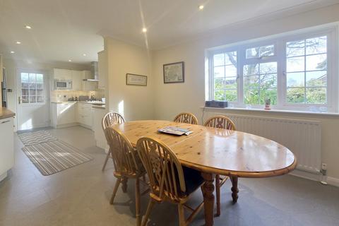 4 bedroom detached house for sale, Victoria Place, Lymington SO41