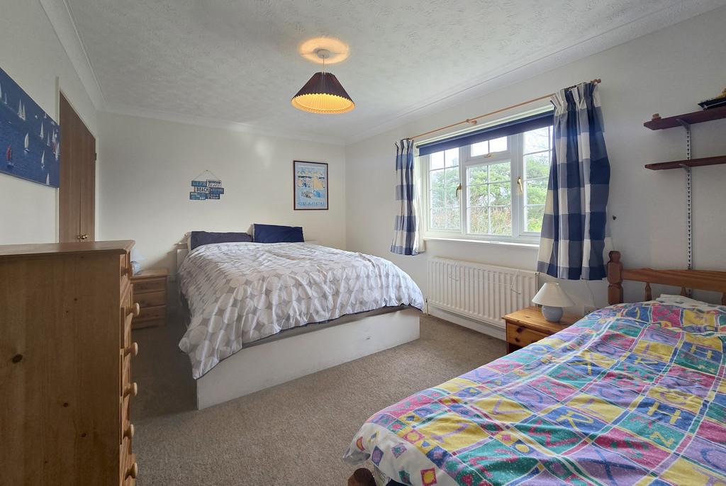 11 VP Bedroom 1