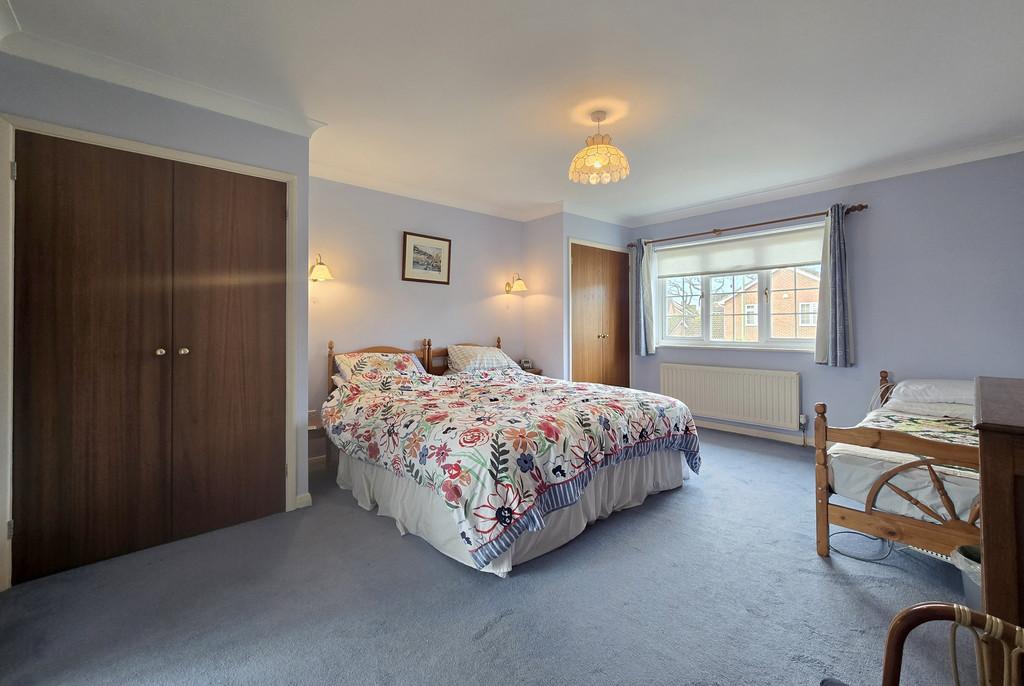 11 VP Bedroom 2