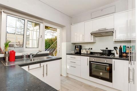 3 bedroom apartment for sale, Sion Road, Twickenham