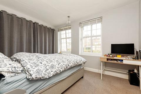 3 bedroom apartment for sale, Sion Road, Twickenham