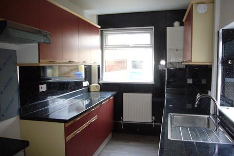 2 bedroom terraced house to rent, Third Avenue, Goole, DN14 6JF