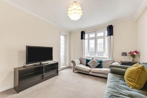 4 bedroom apartment to rent, North Circular Road London NW11