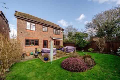 Kalana Stoke Road, Bishops Cleeve, Cheltenham, GL52 8XT
