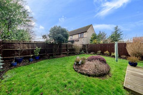 Kalana Stoke Road, Bishops Cleeve, Cheltenham, GL52 8XT