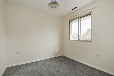 34 Rayners Close, Colnbrook, Slough, SL3 0LH