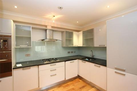 1 bedroom in a house share to rent, Richborne Terrace, Vauxhall SW8