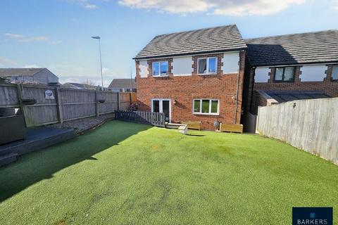 4 bedroom detached house for sale, Upper Batley Lane, Birstall, Batley