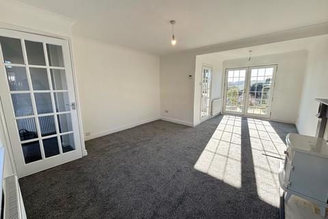 3 bedroom semi-detached house for sale, North Cliffe Drive, Thornton