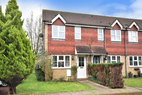 16 Toronto Drive, Smallfield, Horley, RH6 9RB