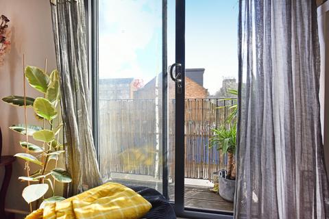 2 bedroom apartment for sale, Morning Lane, London E9