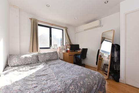 2 bedroom apartment for sale, Morning Lane, London E9