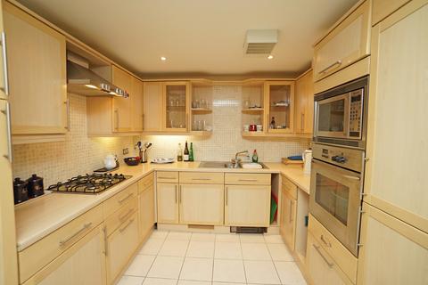 2 bedroom apartment for sale, Lock Approach, Portsmouth PO6