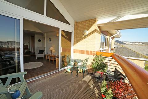 2 bedroom apartment for sale, Lock Approach, Portsmouth PO6