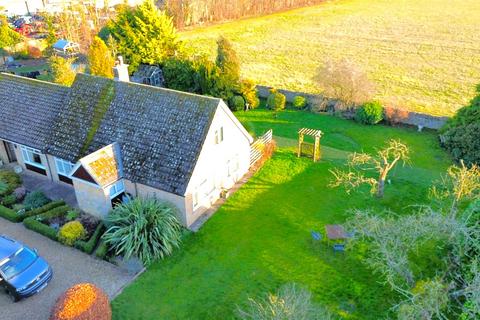 3 bedroom chalet for sale, Station Road, Barnack, Stamford