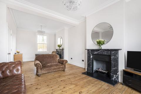 184 Albyn Road, London, SE8 4JQ