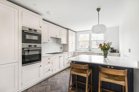 184 Albyn Road, London, SE8 4JQ