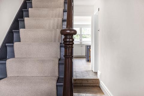184 Albyn Road, London, SE8 4JQ