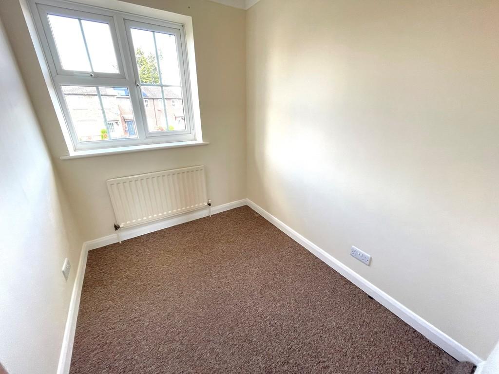 49 Wolstenbury Road Bed 3
