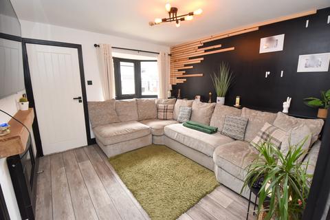 3 bedroom semi-detached house for sale, Rossett Drive, Urmston, M41