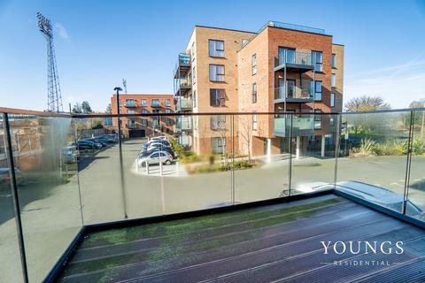 2 bedroom flat for sale, Fairfax Drive, Prospects Place, SS0