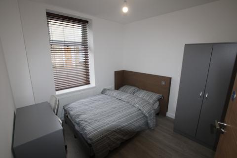 1 bedroom in a house share to rent, Lee Street, Accrington