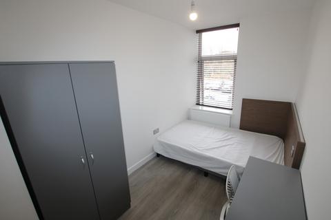 1 bedroom in a house share to rent, Lee Street, Accrington