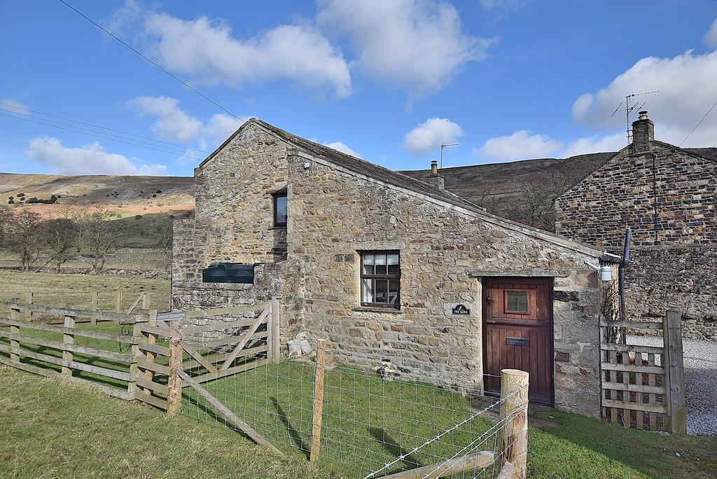 2 bedroom barn conversion for sale