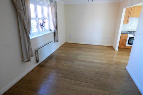 1 bedroom apartment for sale, 37 Ridings Close