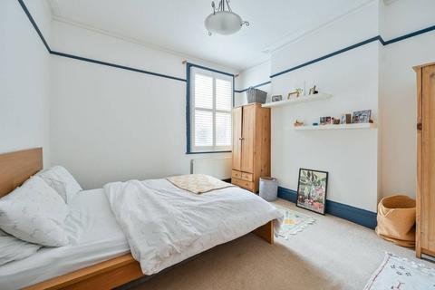 2 bedroom flat to rent, Sylvan Terrace, Peckham Rye, London, SE15