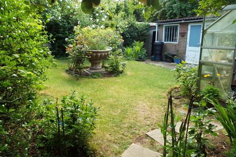 4 bedroom detached house for sale, 111 Park Avenue