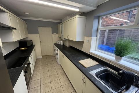 1 bedroom in a house share to rent, 21 Kingsway , Goole