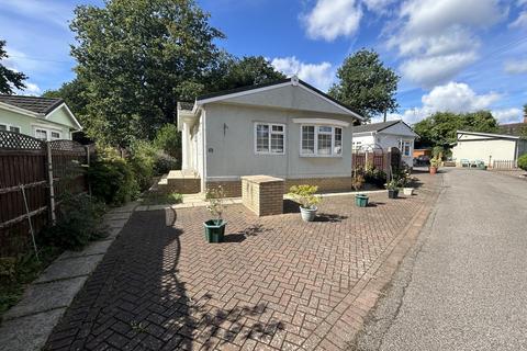 undefined, St Johns Park , Theobalds Park Road