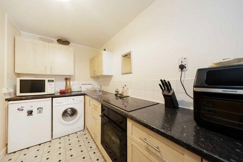 1 bedroom flat for sale, Casey Close, London NW8