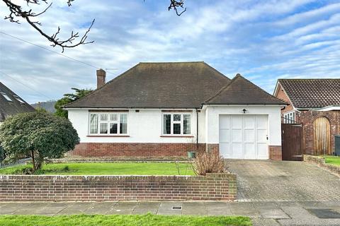 4 bedroom bungalow for sale, Wrestwood Avenue, Eastbourne, East Sussex, BN22