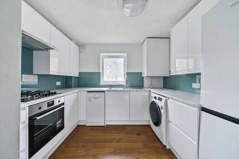 2 bedroom apartment to rent, Sylvan Road, London SE19