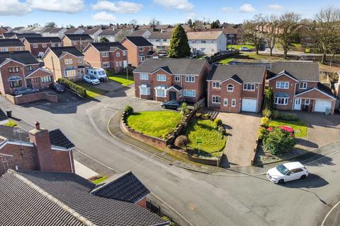 4 bedroom detached house for sale, Chesterfield S42