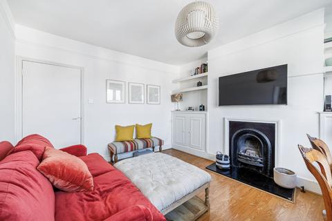 2 bedroom flat to rent, Percy Road, London